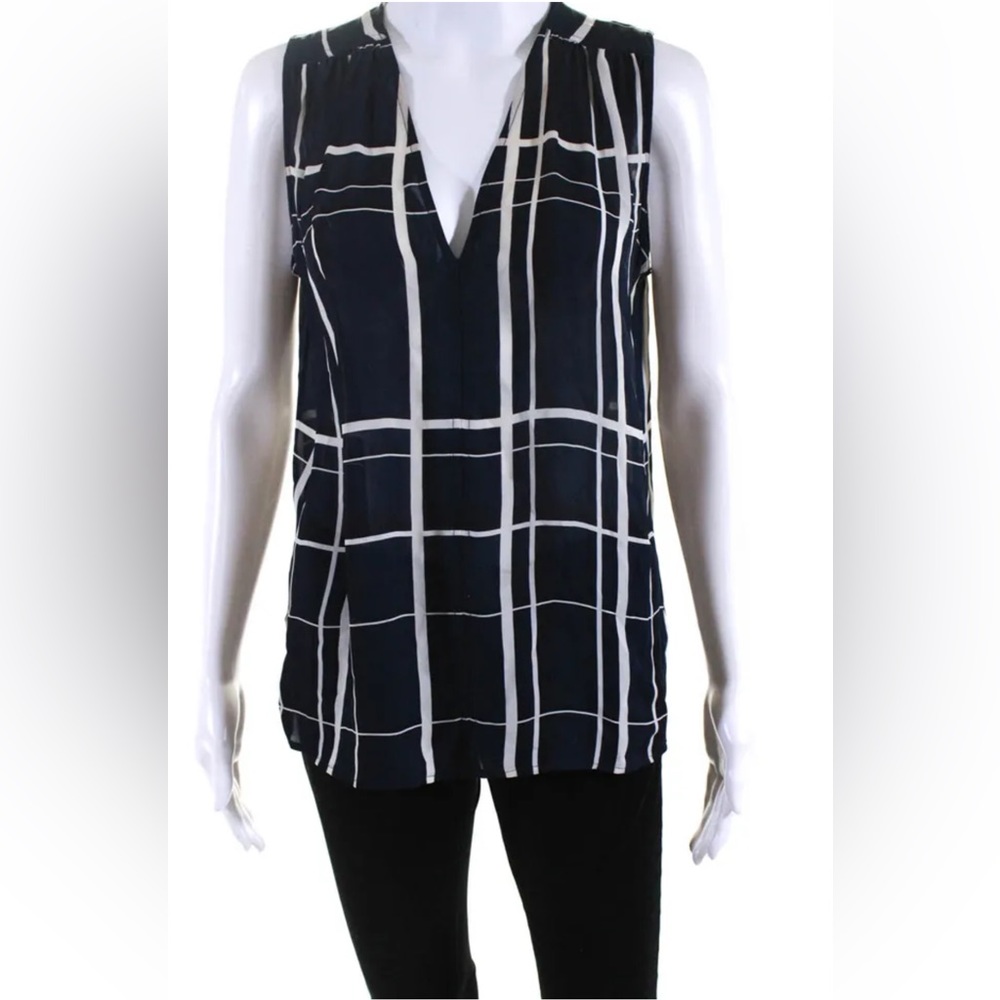 Vince Sleeveless Navy and White Silk V Neck Sz S
